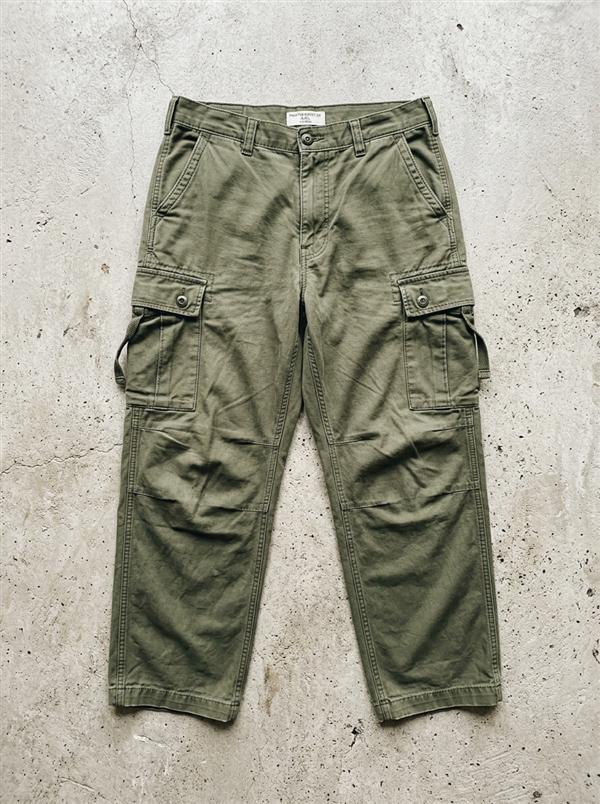Celana Cargo Olive Army