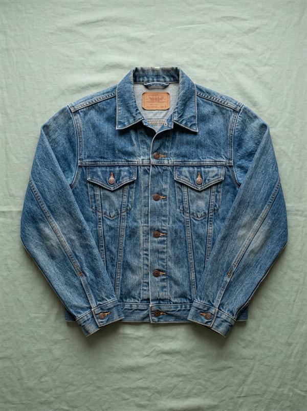 Jaket Denim Vintage Trucker